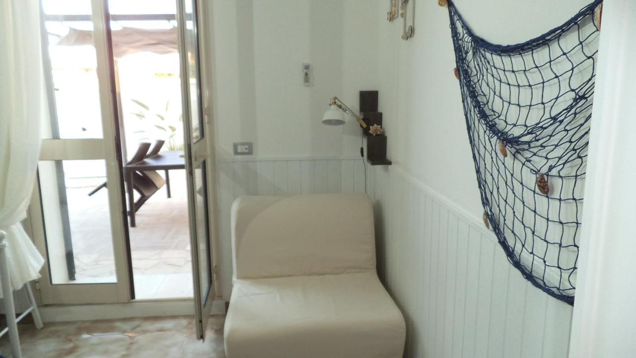 Holiday Rooms Ninfa Avola Exterior foto